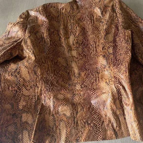 Zara Women’s Size M Snake Print Jacket Blazer Brown Bronze NWT - Picture 9 of 9